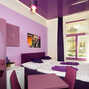 https://apartment-colours-your-7-colour-experience-in-centre-of-prague.praguehotelsweb.com